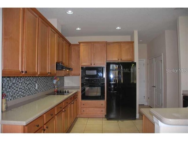 Building Photo - 3176 Farland Dr