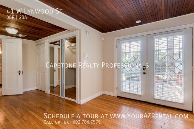 Building Photo - COMING SOON: Rare 3 bedroom 2 bath home fo...