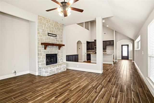 Building Photo - 1021 Rustic Oak Wy