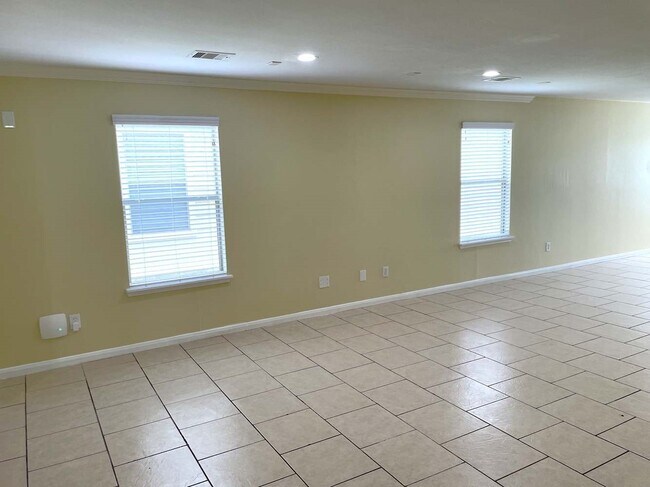 Foto del edificio - 22114 Orchard Dale Dr