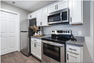 Spencer Court photo'