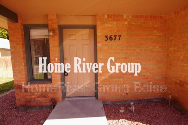 Foto del edificio - 3677 N Collister Dr