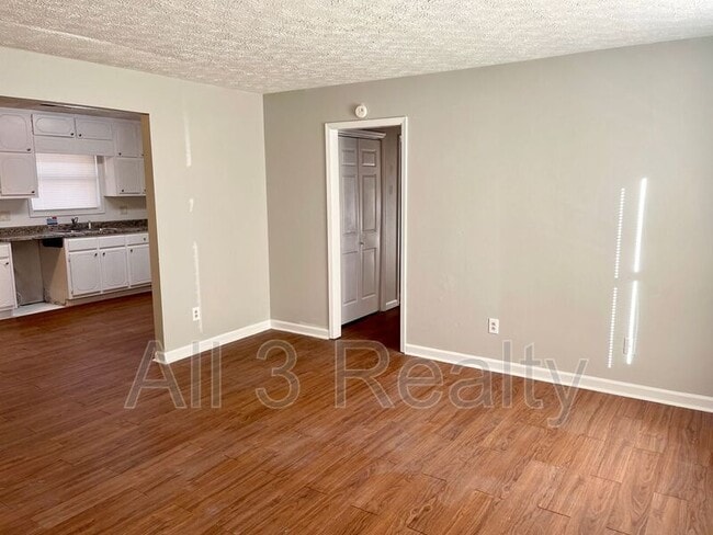 Foto del edificio - 125 Appleton Blvd