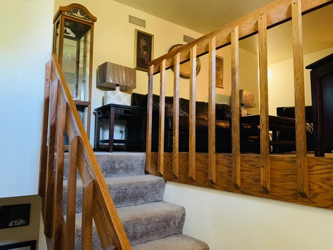 Building Photo - 2658 Chesapeake Dr