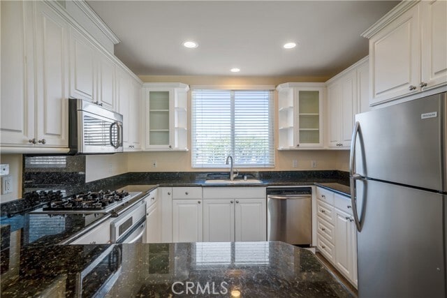 Building Photo - 5562 W 190th St
