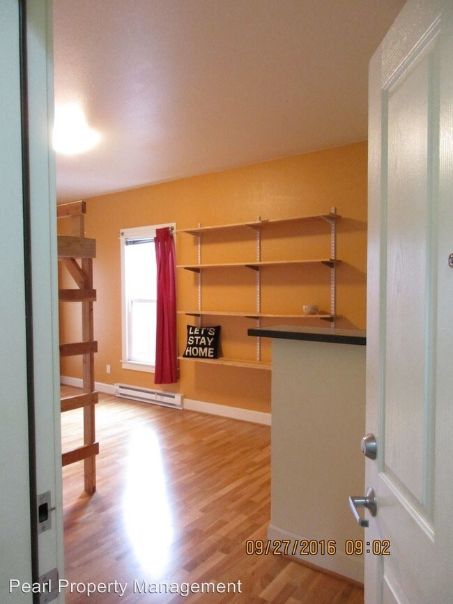 Foto del edificio - 1714 NW Couch St