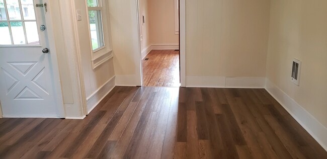 living room - 10 Haverling St