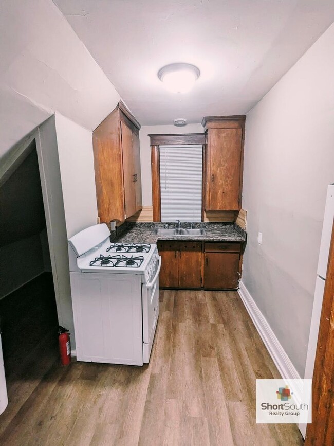 Foto del edificio - 1403 Sherwood Ave