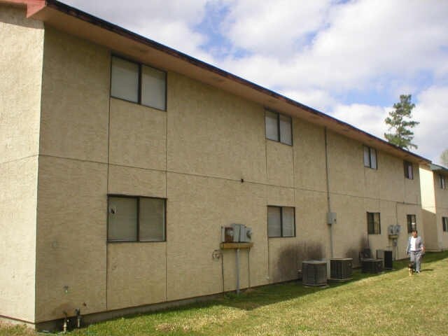 Foto del edificio - Spring four plex