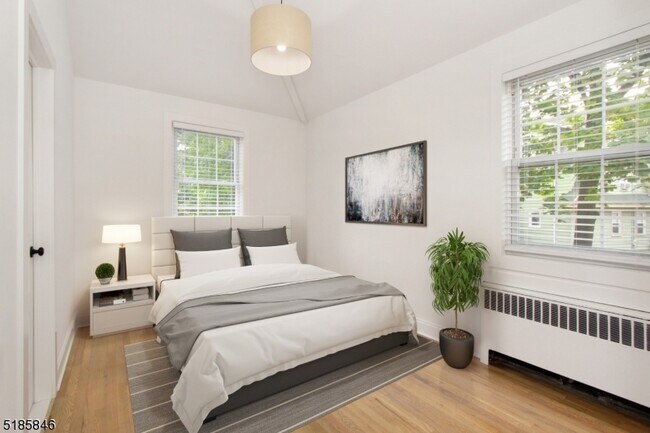 Foto del edificio - 380 Claremont Ave