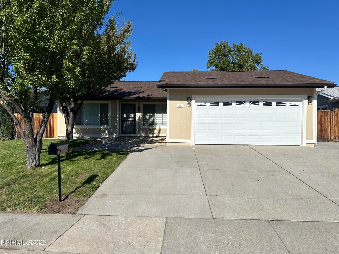 Foto principal - 1066 Palmwood Dr