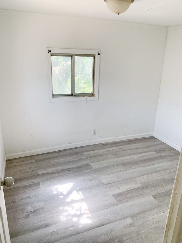 Foto del edificio - 247 N 2nd W