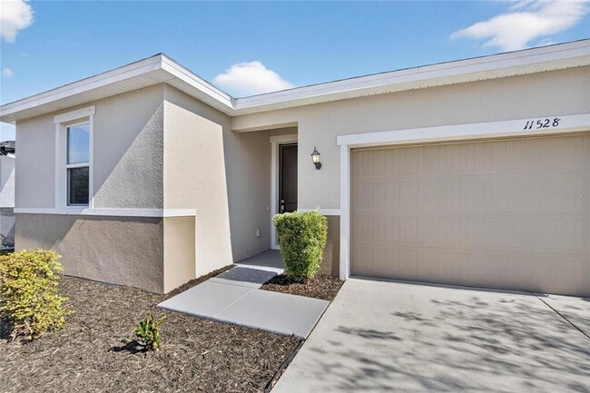 Building Photo - 11528 Southern Creek Dr