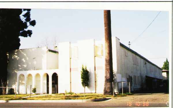 Building Photo - 750 N G St