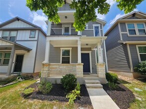 Building Photo - 1721 Artesian Spgs Xing
