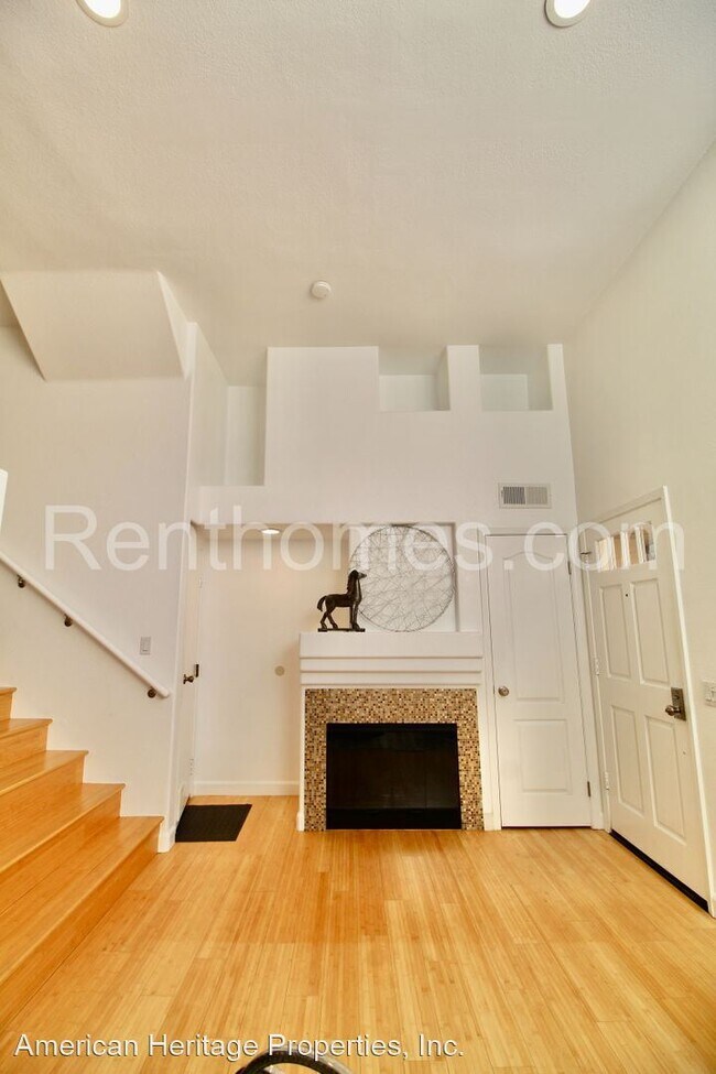 Foto del edificio - 12906 Carmel Creek Rd
