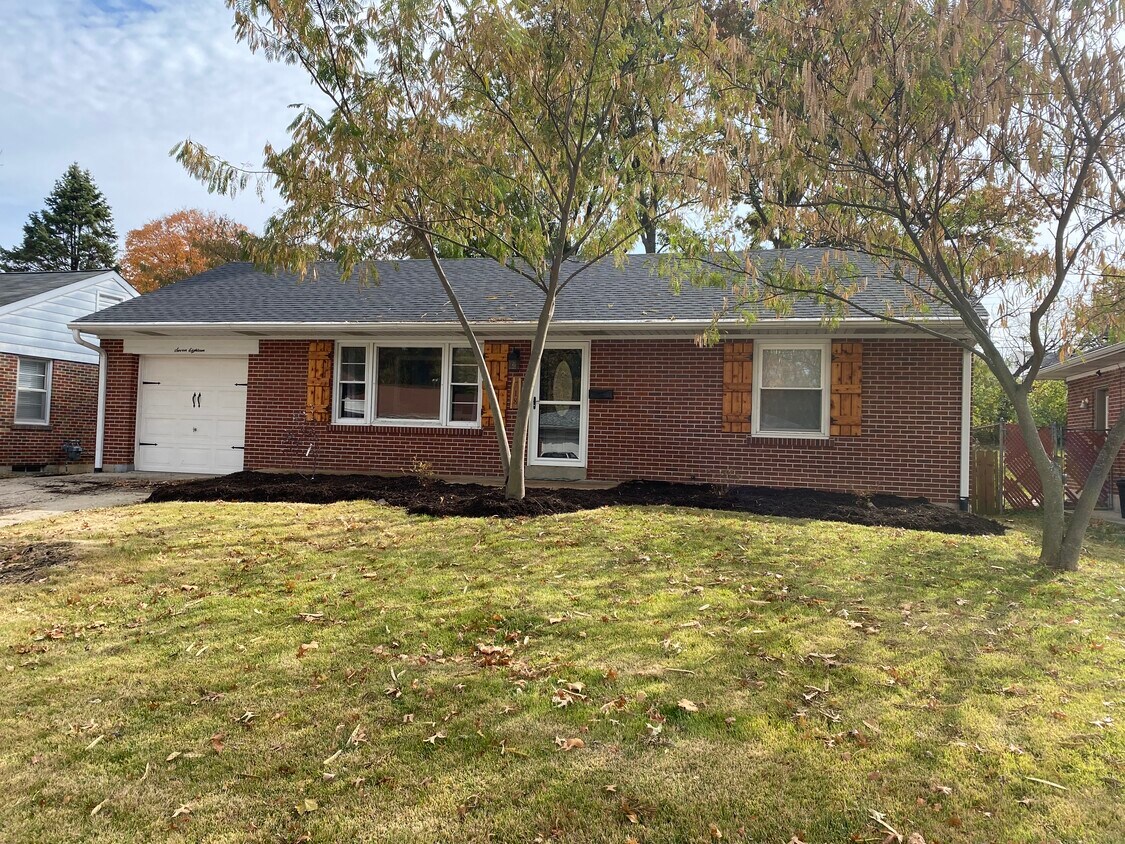 Foto principal - 718 Boschert Dr