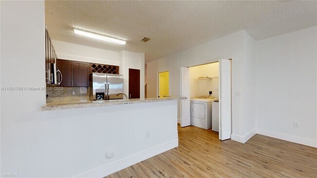 Foto del edificio - 3 br, 2.5 bath House - 2207 SE 25th Ave