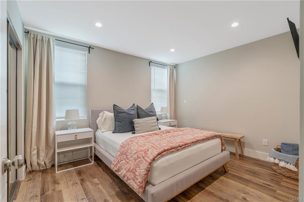 Foto principal - 8034 Airlane Ave