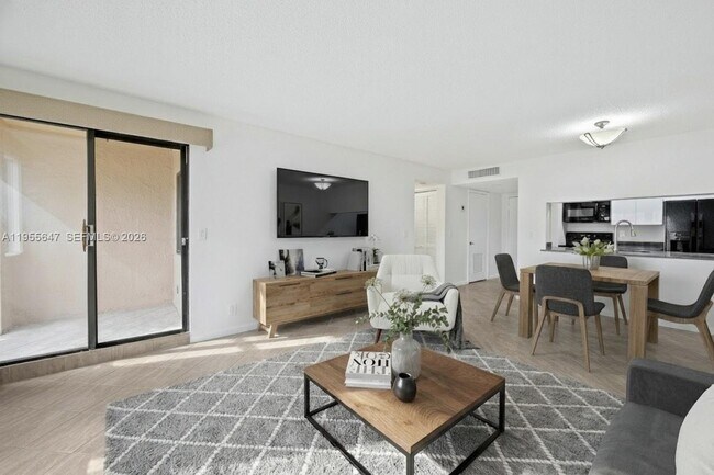 Foto del edificio - 10001 W Atlantic Blvd