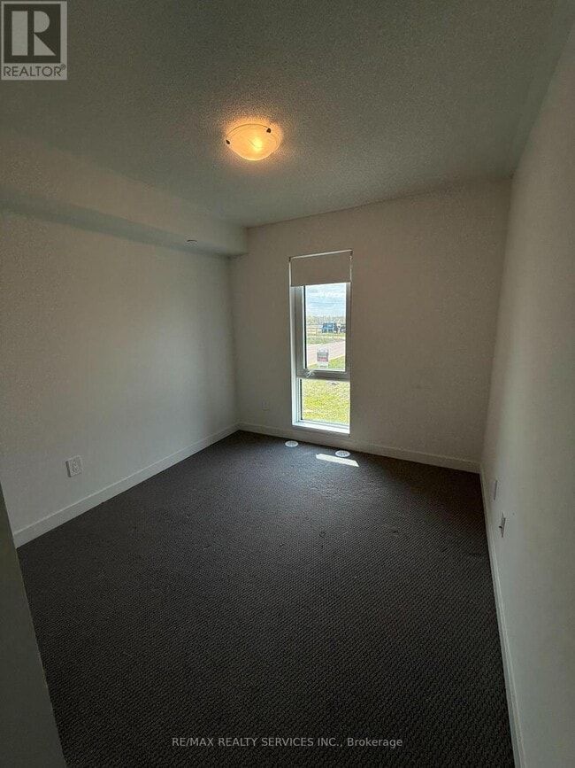 Building Photo - 5 Romilly Ave