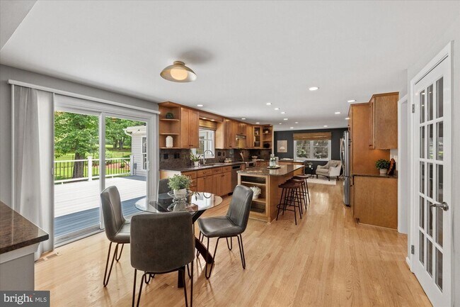 Building Photo - 11209 Maine Cove Dr