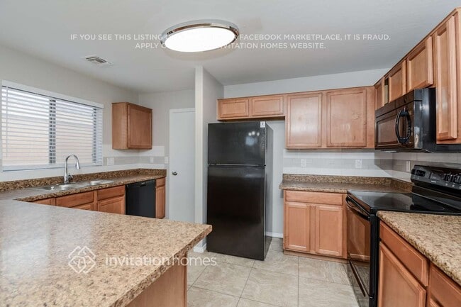 Building Photo - 10904 W Minnezona Ave