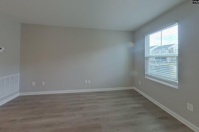 Foto del edificio - 757 Sequoia Dr