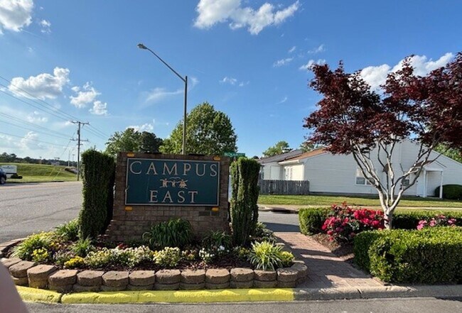 Foto del edificio - Campus East