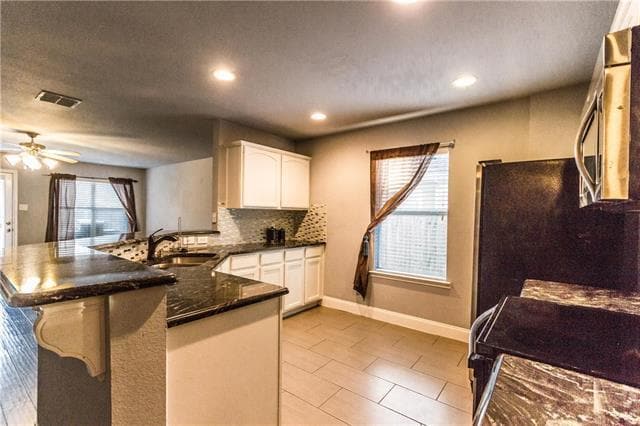 Building Photo - 9913 Summer Sweet Dr
