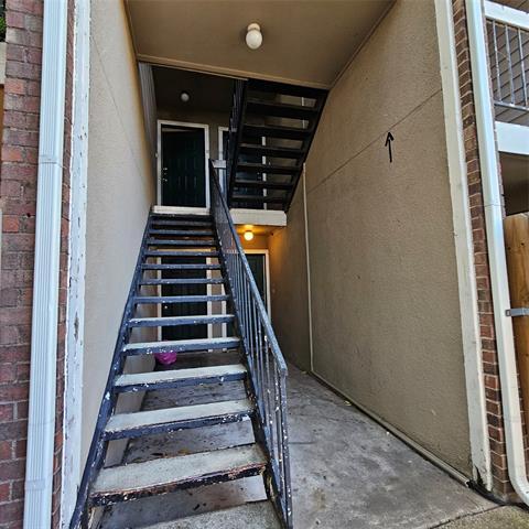 Foto del edificio - 5750 Phoenix Dr