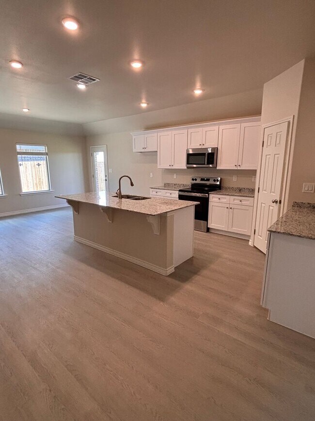 Foto del edificio - Brand New Construction in Midland, TX