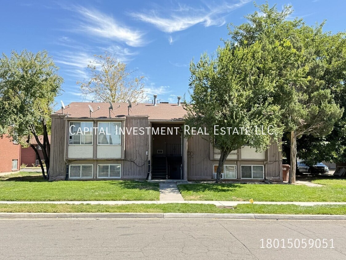 Photo - 2531 S Parkcrest Dr-1