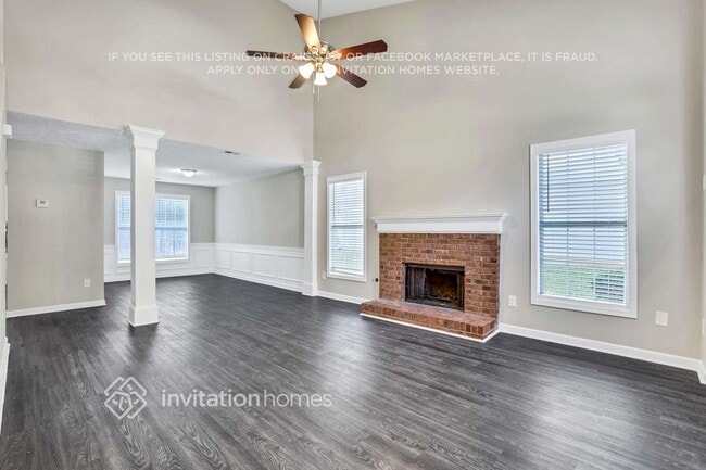 Foto del edificio - 2439 Miller Oaks Cir