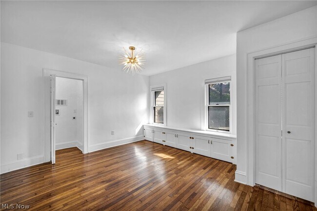 Foto del edificio - 2135 Coventry Rd