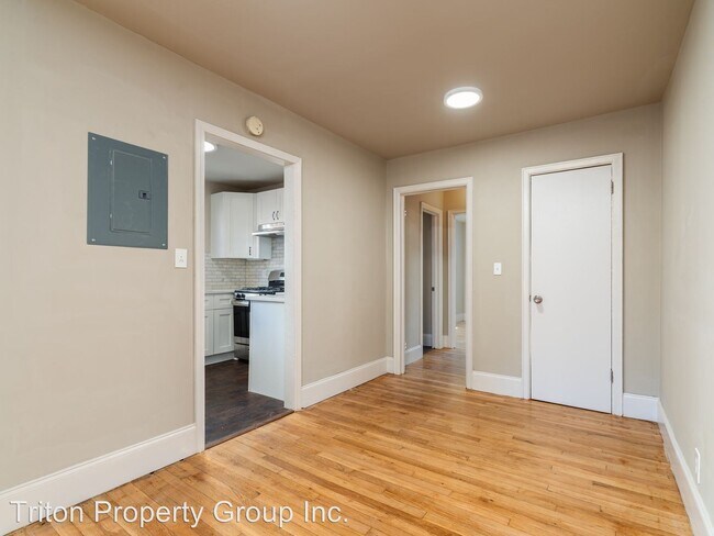 Foto del edificio - 1 br, 1 bath House - 1354 Beecher St Unit B
