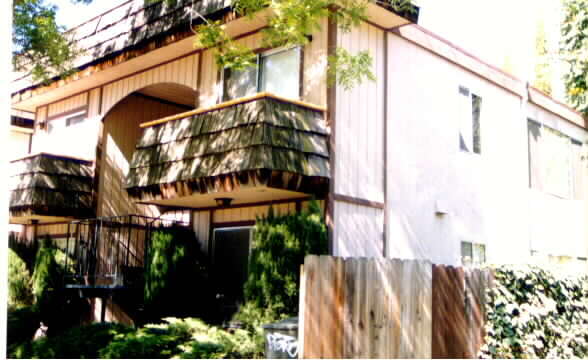 Foto del edificio - 2412 25th St