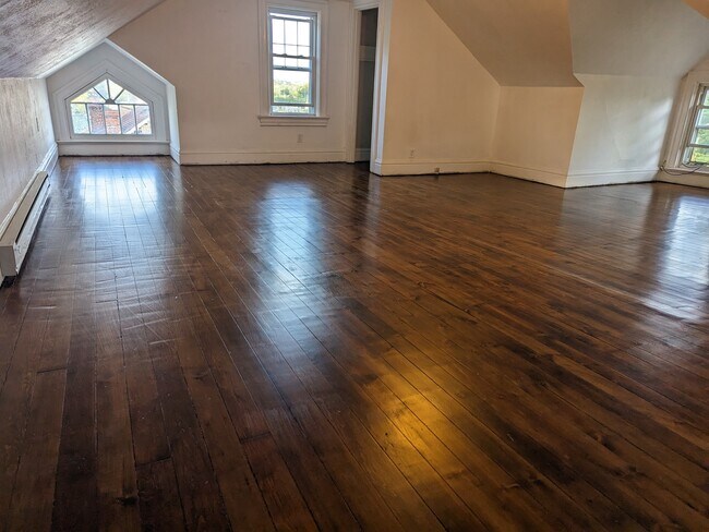 Tercer piso - 300 6th Ave