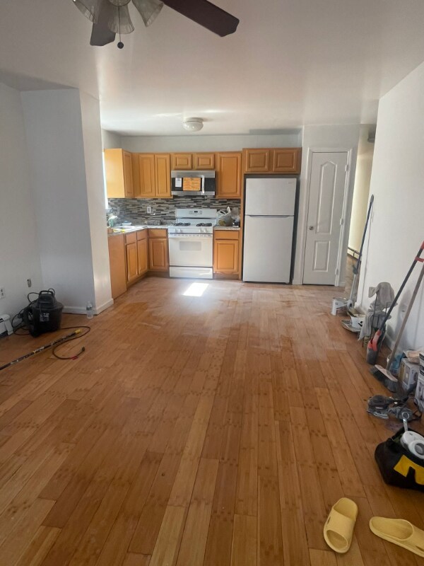 Foto del edificio - 2905 Grace Ave