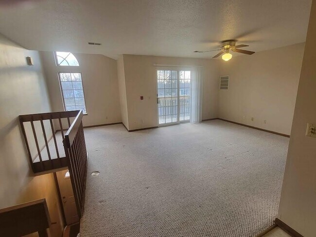 Foto del edificio - 916 Monroe St