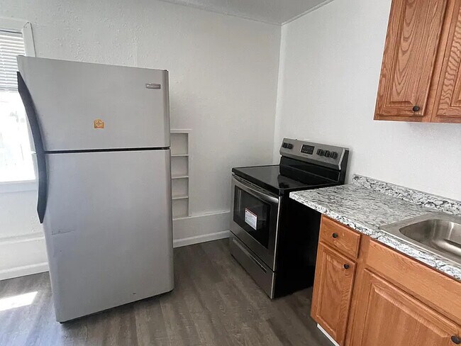 Foto del edificio - 253 E Taylor St