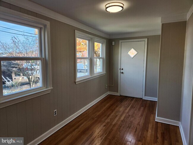 Building Photo - 11526 Georgia Ave