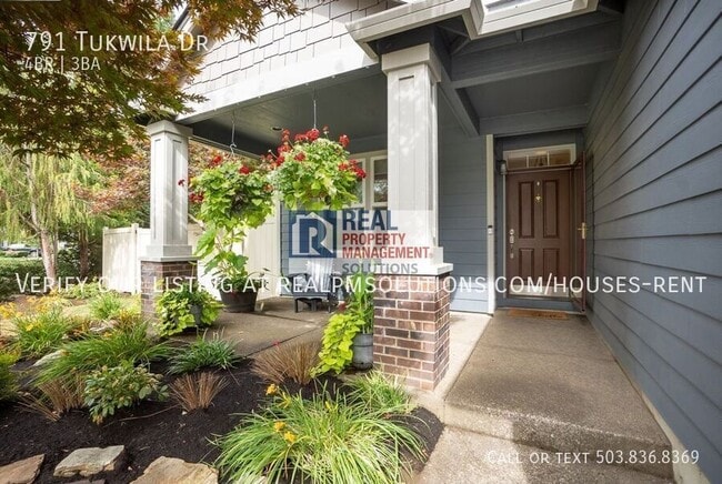 Building Photo - 791 Tukwila Dr