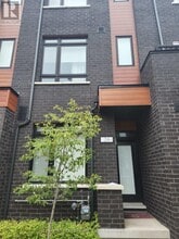 Building Photo - 370 Red Maple Rd