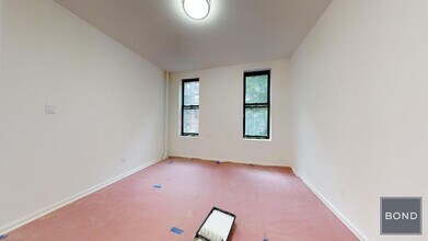Building Photo - 314 E 91st St