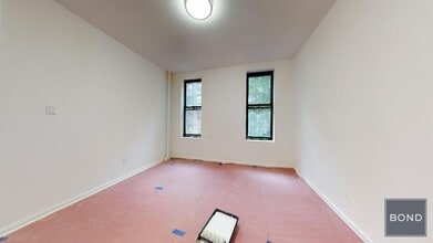 Building Photo - 314 E 91st St
