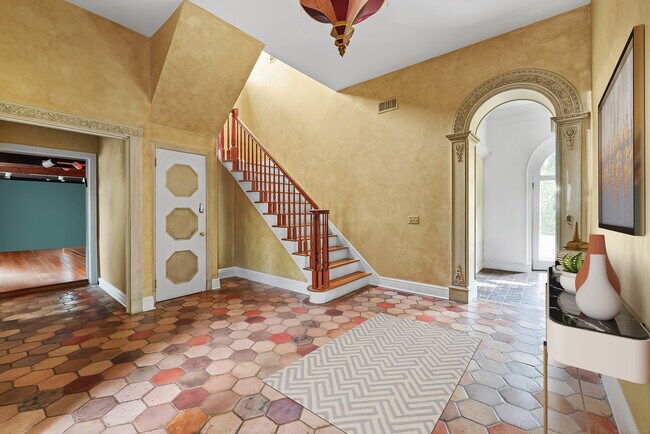 Foto del edificio - 37 Green Acre Ln