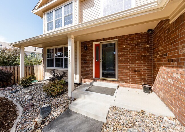 Foto del edificio - Stunning 5 Bedroom, 3.5 Bath Remodeled Hom...