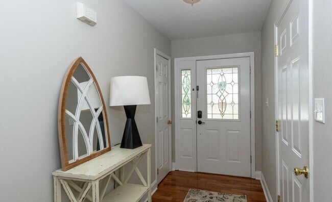 Building Photo - 2802 Country Meadows Ln