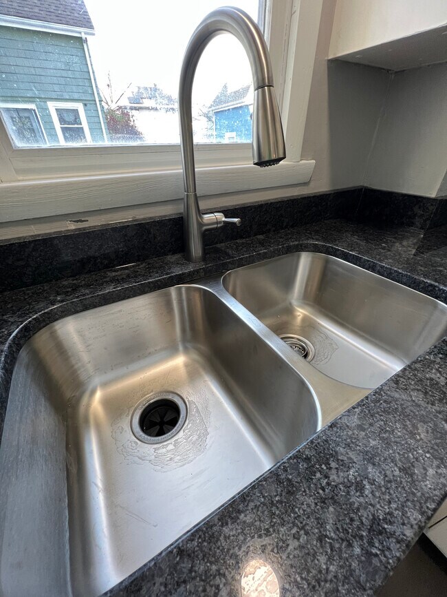 24 Archer St Unit 1, Lynn, MA 01902 Apartments in Lynn, MA